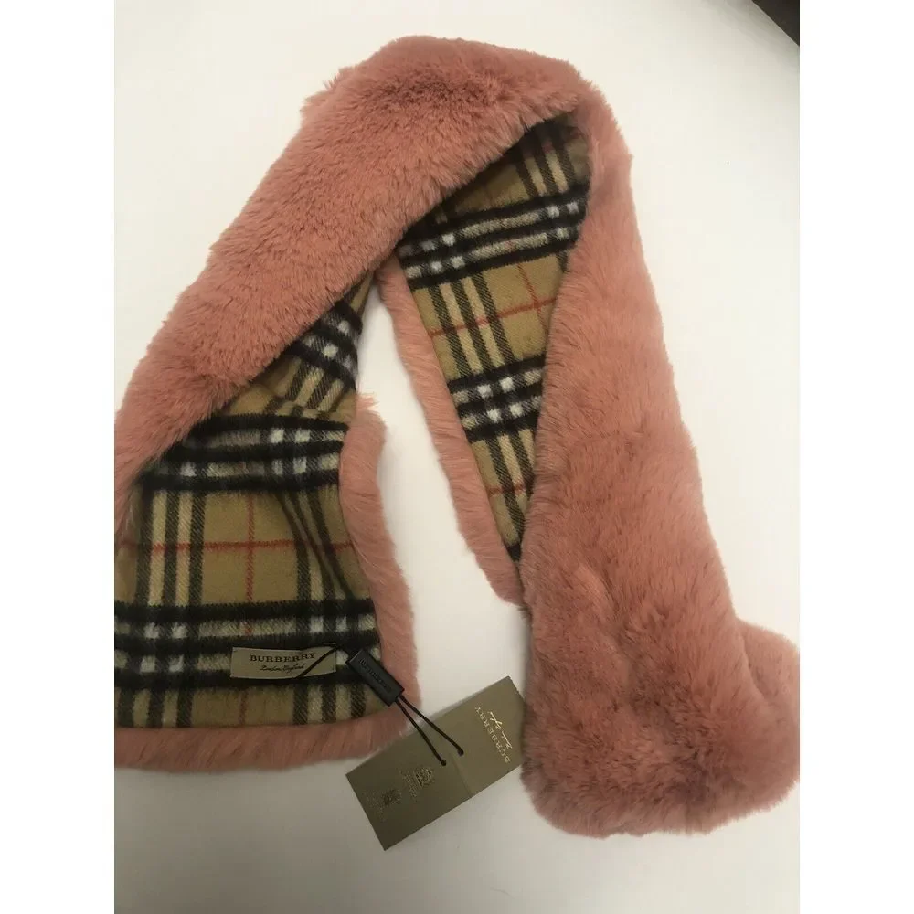 Burberry Vintage Check Cashmere Solid‎ Pale Pink Faux Fur Scarf Italy New